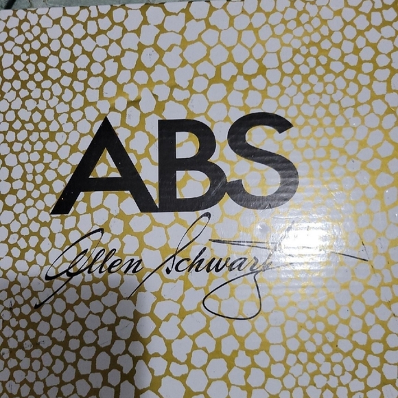 Dress heel shoes - Picture 3 of 3